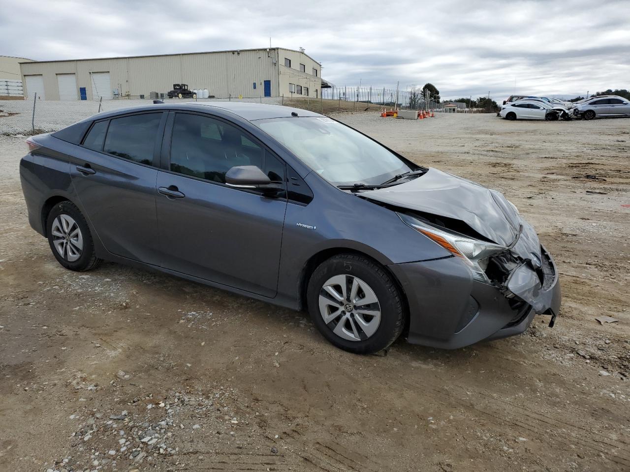 Photo 3 VIN: JTDKBRFU1J3071077 - TOYOTA PRIUS 