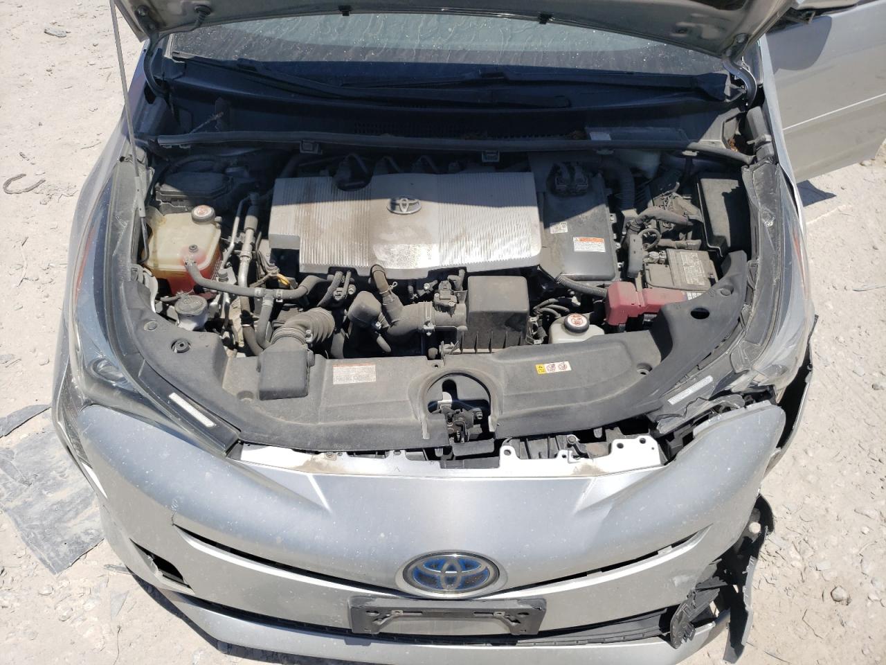 Photo 10 VIN: JTDKBRFU1J3083696 - TOYOTA PRIUS 