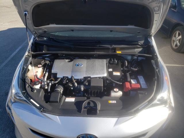 Photo 6 VIN: JTDKBRFU1J3598097 - TOYOTA PRIUS 