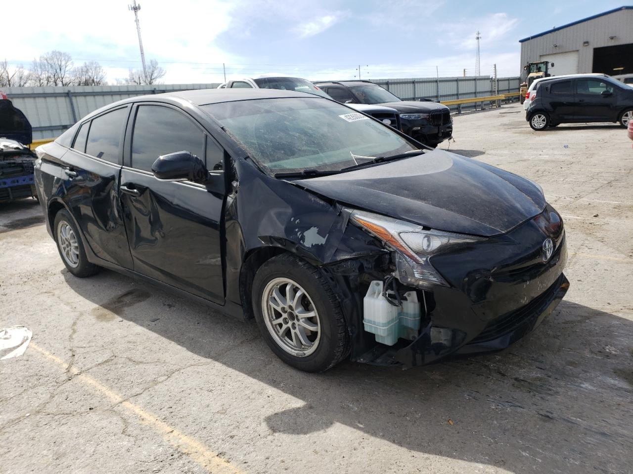 Photo 3 VIN: JTDKBRFU2G3016422 - TOYOTA PRIUS 