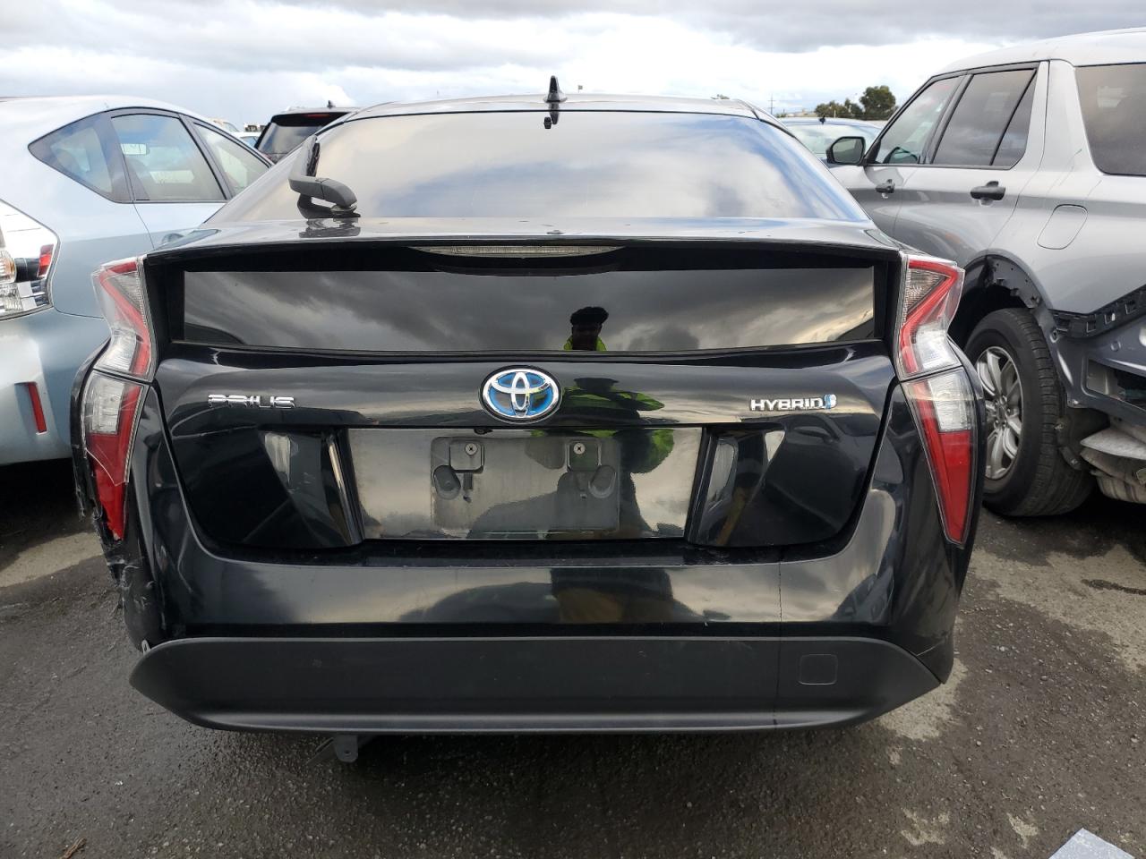 Photo 5 VIN: JTDKBRFU2G3023984 - TOYOTA PRIUS 