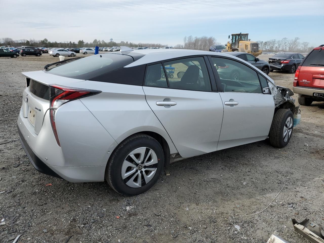 Photo 2 VIN: JTDKBRFU2J3595760 - TOYOTA PRIUS 