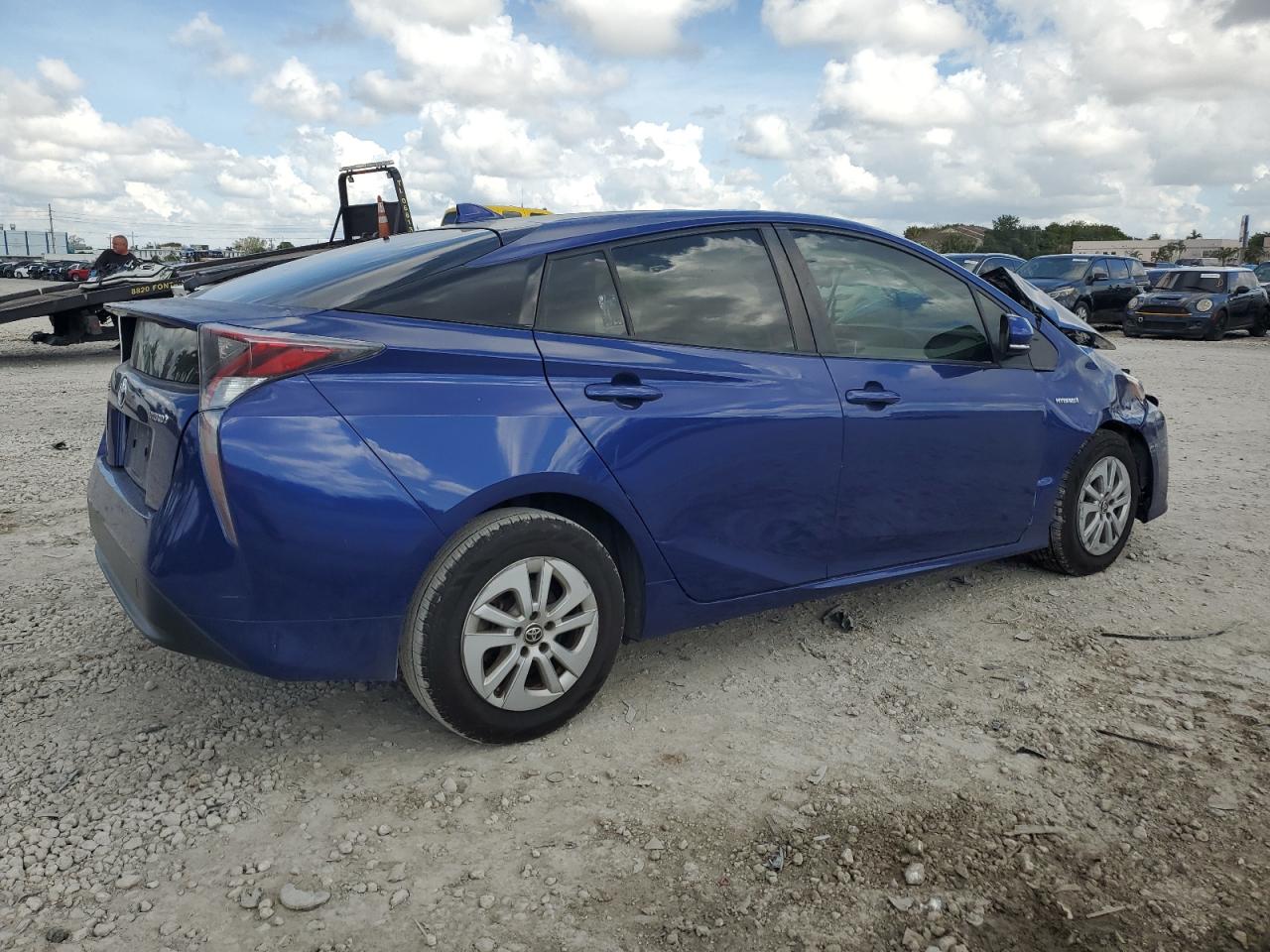 Photo 2 VIN: JTDKBRFU3G3516461 - TOYOTA PRIUS 