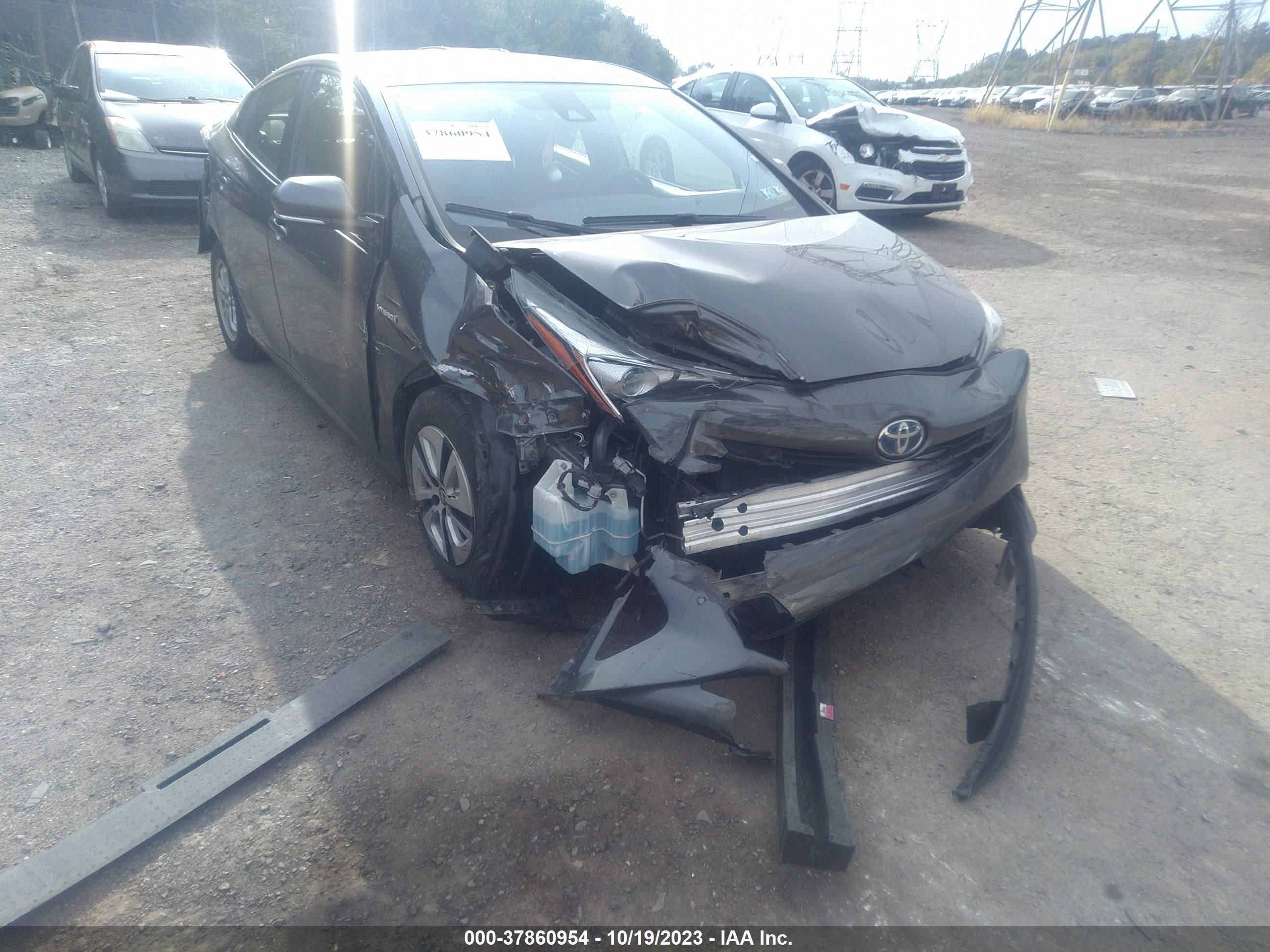 Photo 5 VIN: JTDKBRFU3J3058623 - TOYOTA PRIUS 