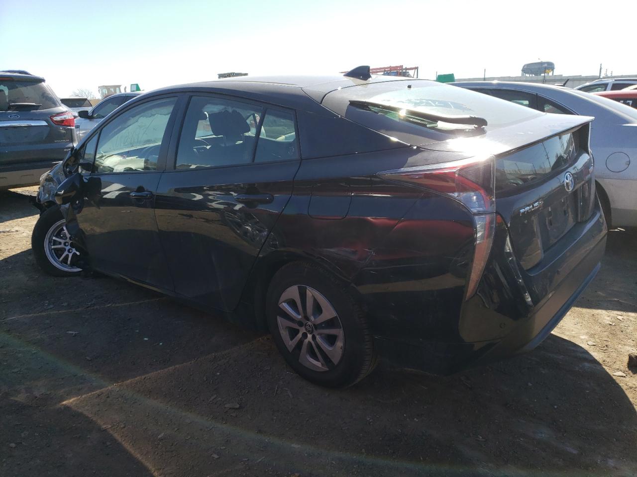 Photo 1 VIN: JTDKBRFU3J3065166 - TOYOTA PRIUS 