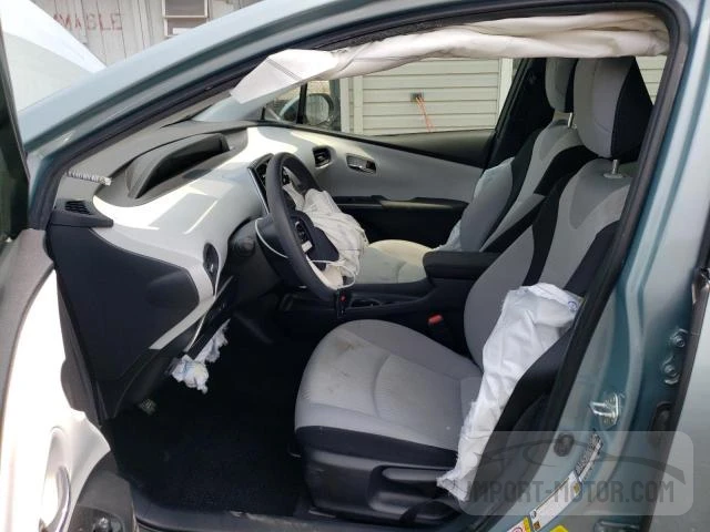 Photo 6 VIN: JTDKBRFU3J3586565 - TOYOTA PRIUS 