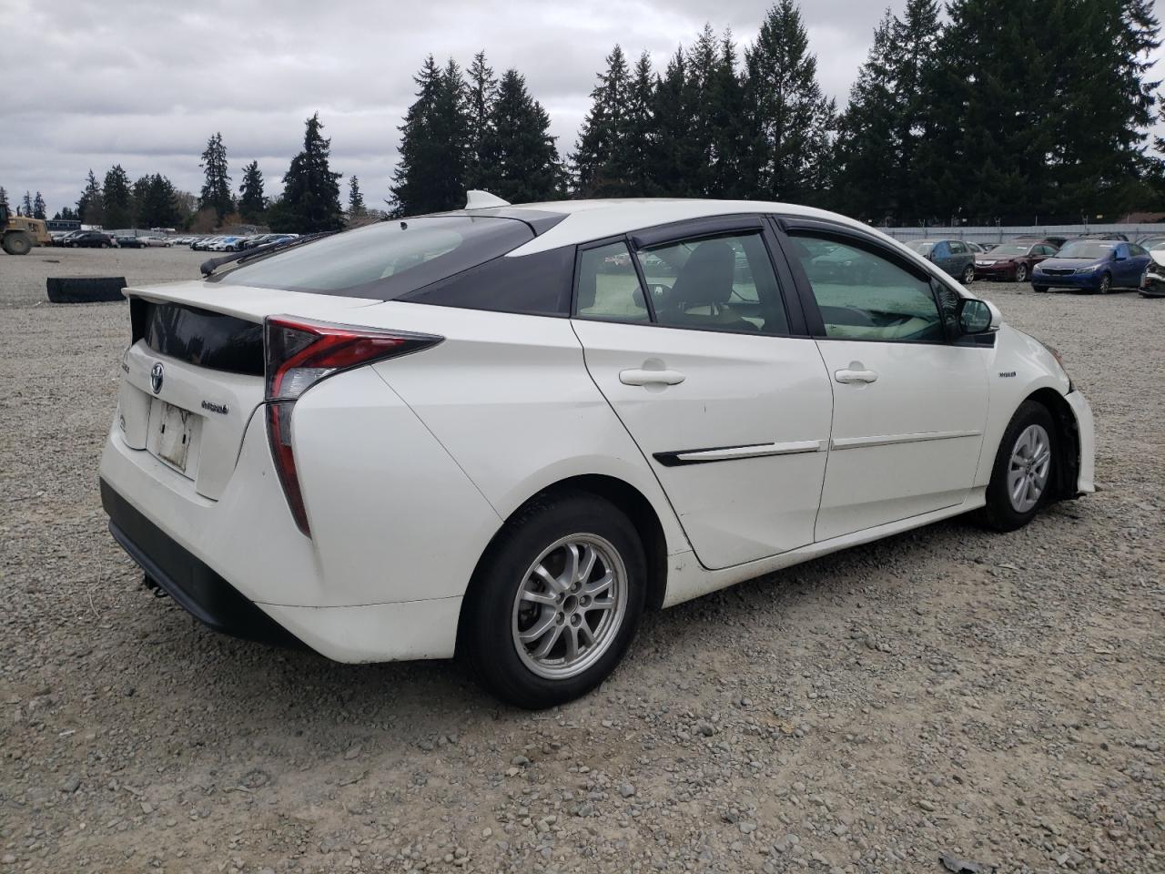 Photo 2 VIN: JTDKBRFU4H3034129 - TOYOTA PRIUS 