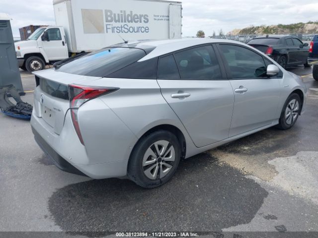 Photo 3 VIN: JTDKBRFU4H3561751 - TOYOTA PRIUS 