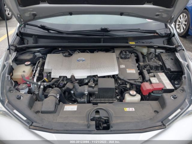 Photo 9 VIN: JTDKBRFU4H3561751 - TOYOTA PRIUS 