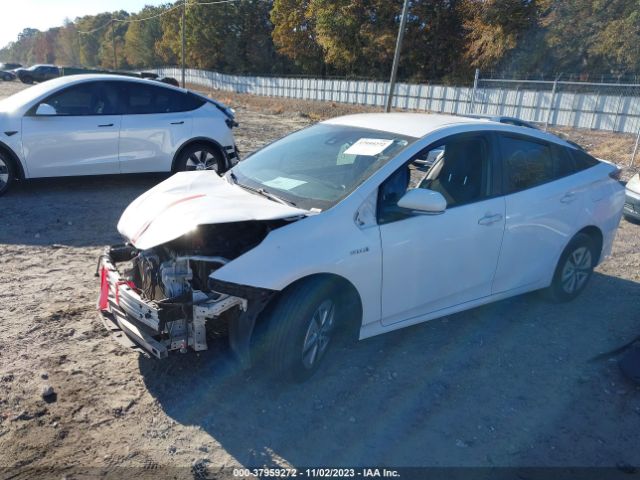 Photo 1 VIN: JTDKBRFU4J3061465 - TOYOTA PRIUS 