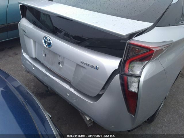 Photo 5 VIN: JTDKBRFU4J3069999 - TOYOTA PRIUS 