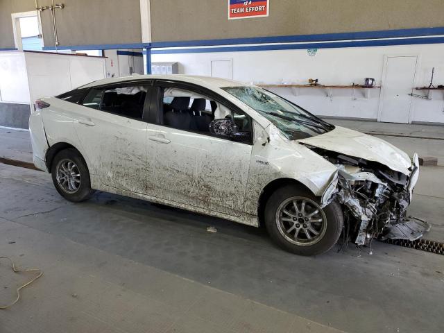 Photo 3 VIN: JTDKBRFU4J3070327 - TOYOTA PRIUS 