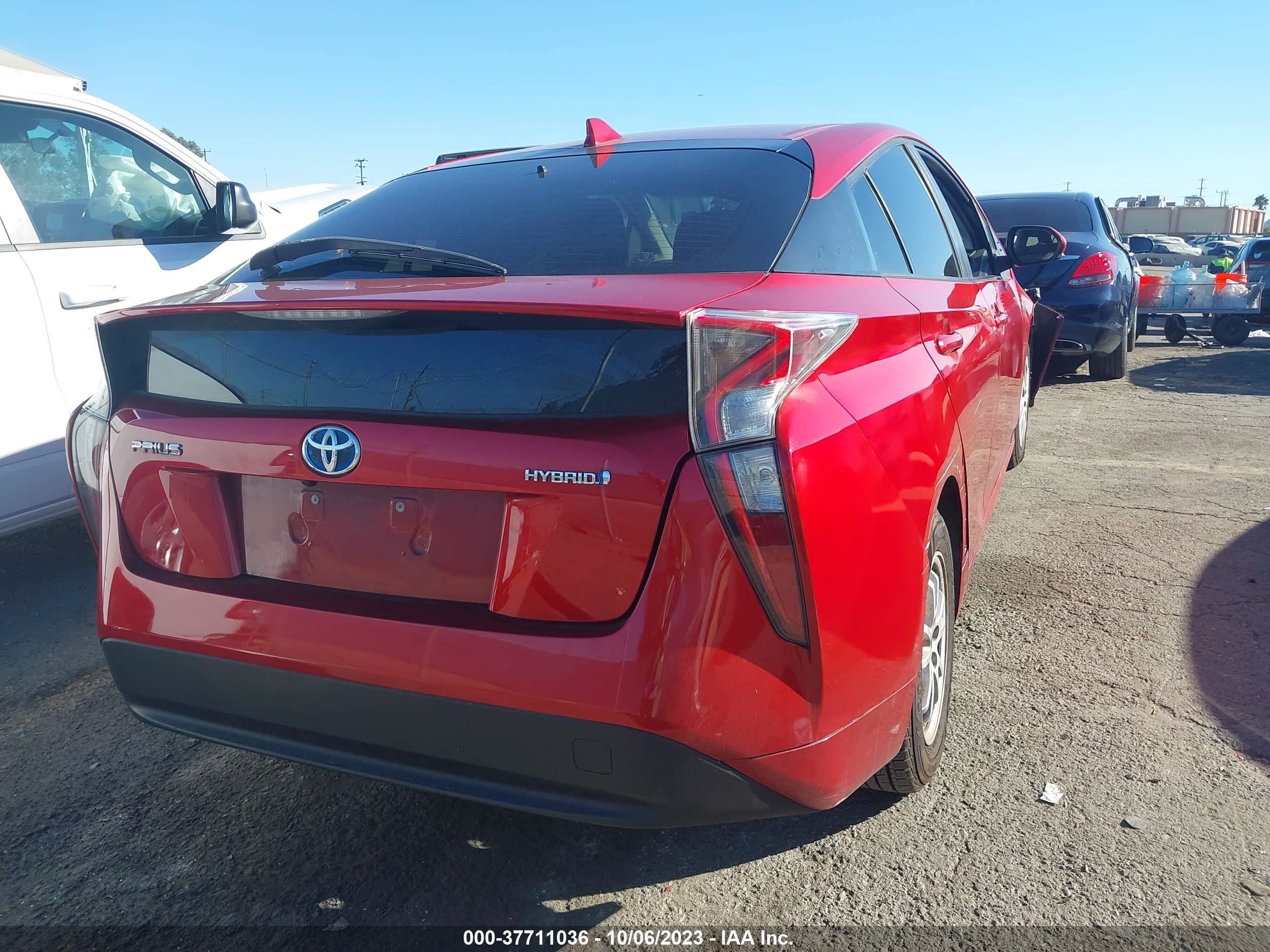 Photo 3 VIN: JTDKBRFU5G3514596 - TOYOTA PRIUS 