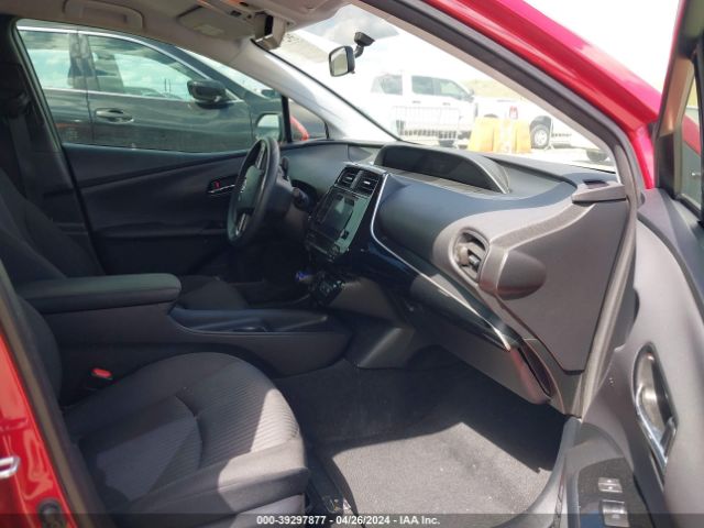 Photo 4 VIN: JTDKBRFU5G3531818 - TOYOTA PRIUS 