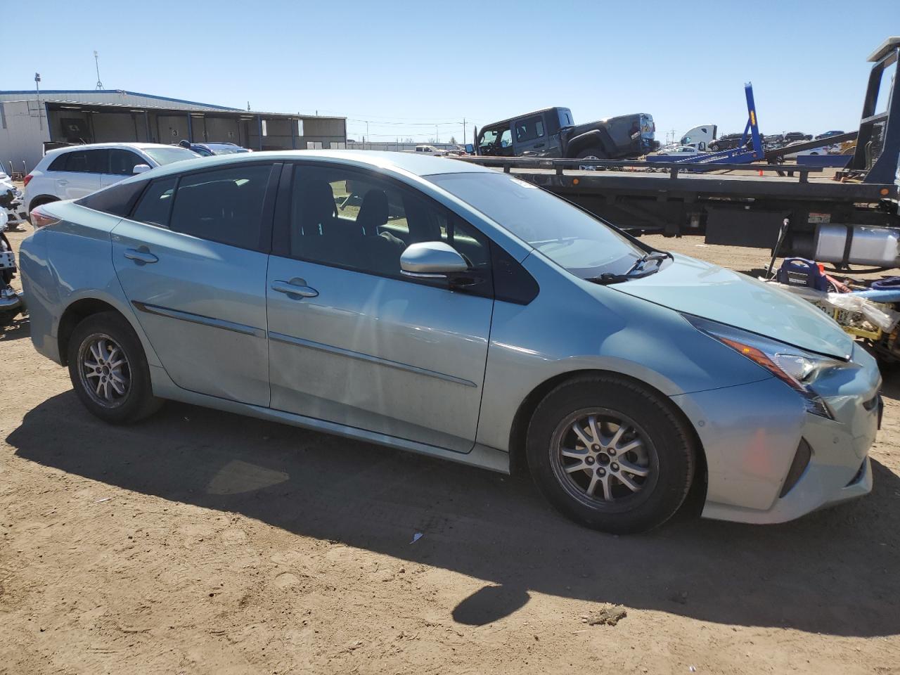 Photo 3 VIN: JTDKBRFU5H3053191 - TOYOTA PRIUS 