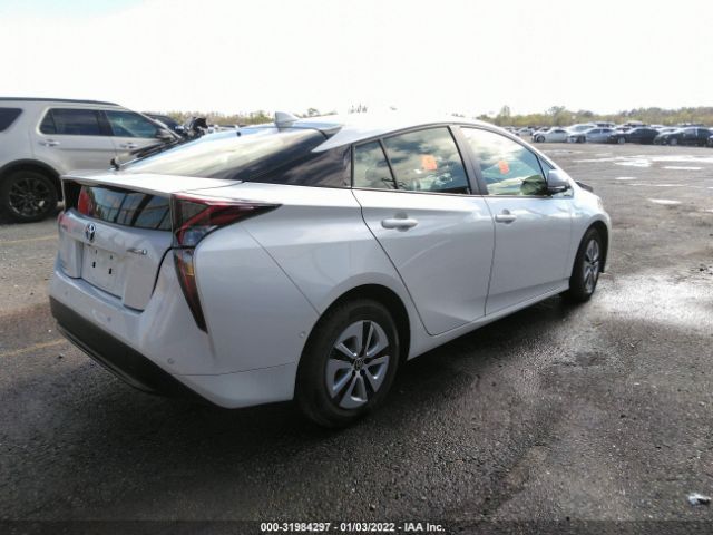 Photo 3 VIN: JTDKBRFU5J3073043 - TOYOTA PRIUS 