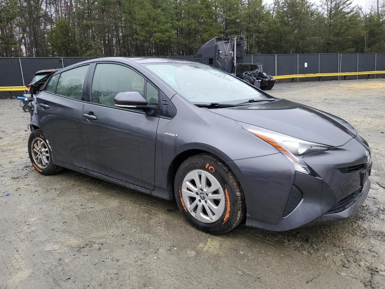 Photo 3 VIN: JTDKBRFU6G3013748 - TOYOTA PRIUS 