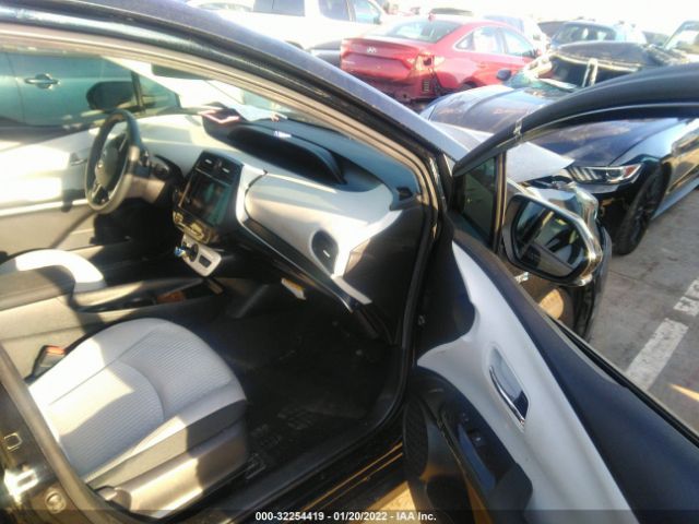 Photo 4 VIN: JTDKBRFU6H3053846 - TOYOTA PRIUS 