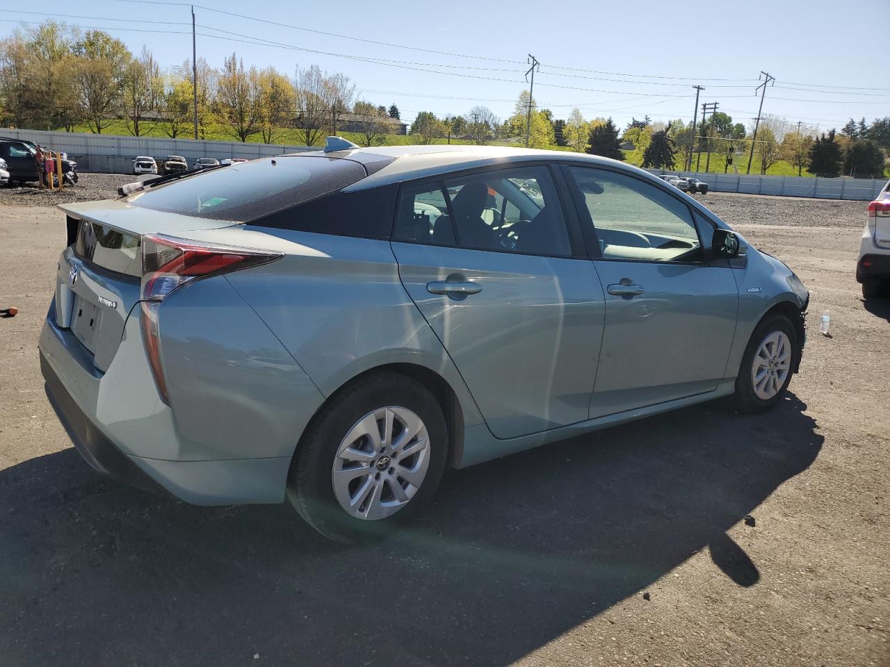 Photo 2 VIN: JTDKBRFU6H3547964 - TOYOTA PRIUS 