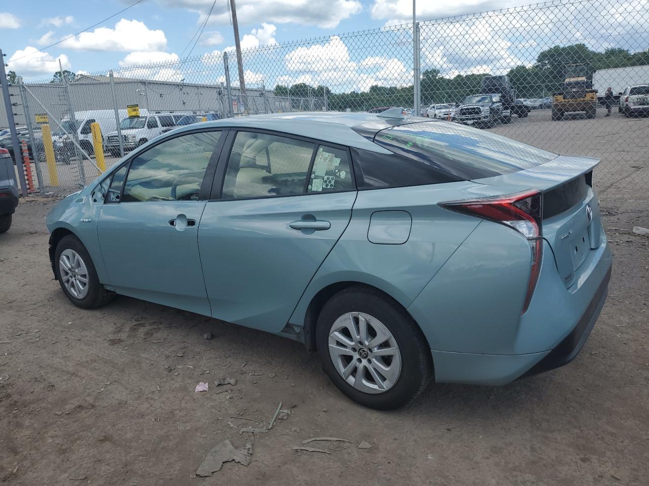 Photo 1 VIN: JTDKBRFU6J3065534 - TOYOTA PRIUS 