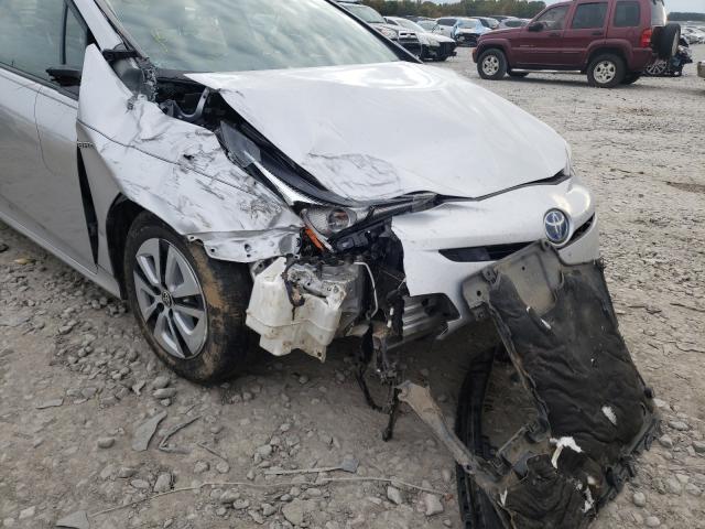 Photo 8 VIN: JTDKBRFU6J3067686 - TOYOTA PRIUS 