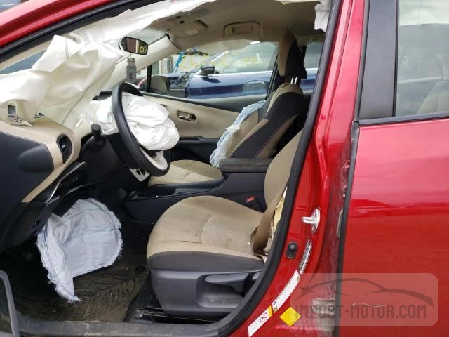 Photo 4 VIN: JTDKBRFU6J3068224 - TOYOTA PRIUS 