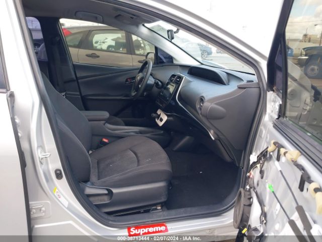 Photo 4 VIN: JTDKBRFU7G3002953 - TOYOTA PRIUS 