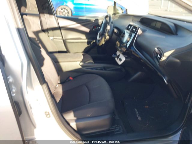 Photo 4 VIN: JTDKBRFU7J3067177 - TOYOTA PRIUS 