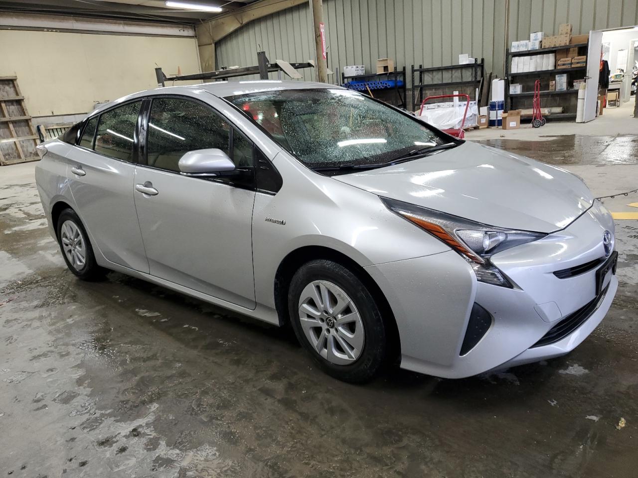 Photo 3 VIN: JTDKBRFU8G3000998 - TOYOTA PRIUS 