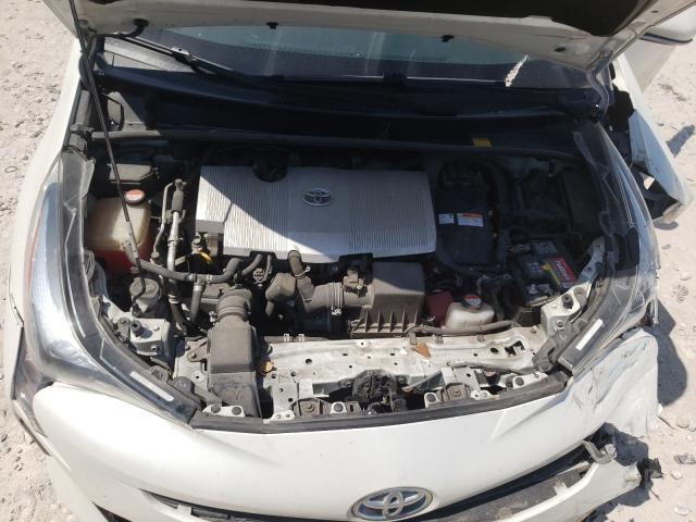 Photo 6 VIN: JTDKBRFU8G3005683 - TOYOTA PRIUS 