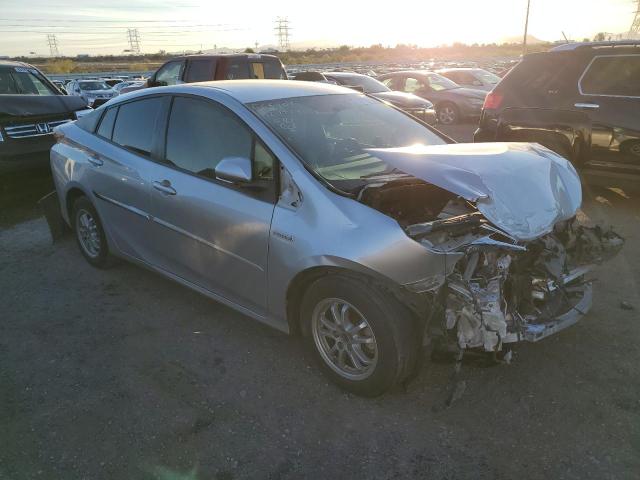 Photo 3 VIN: JTDKBRFU8G3020135 - TOYOTA PRIUS 