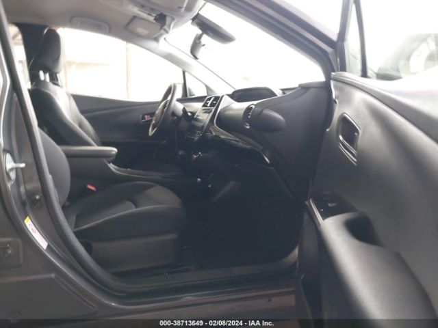 Photo 4 VIN: JTDKBRFU8H3030553 - TOYOTA PRIUS 