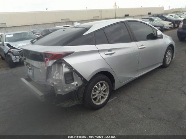 Photo 3 VIN: JTDKBRFU8H3032688 - TOYOTA PRIUS 