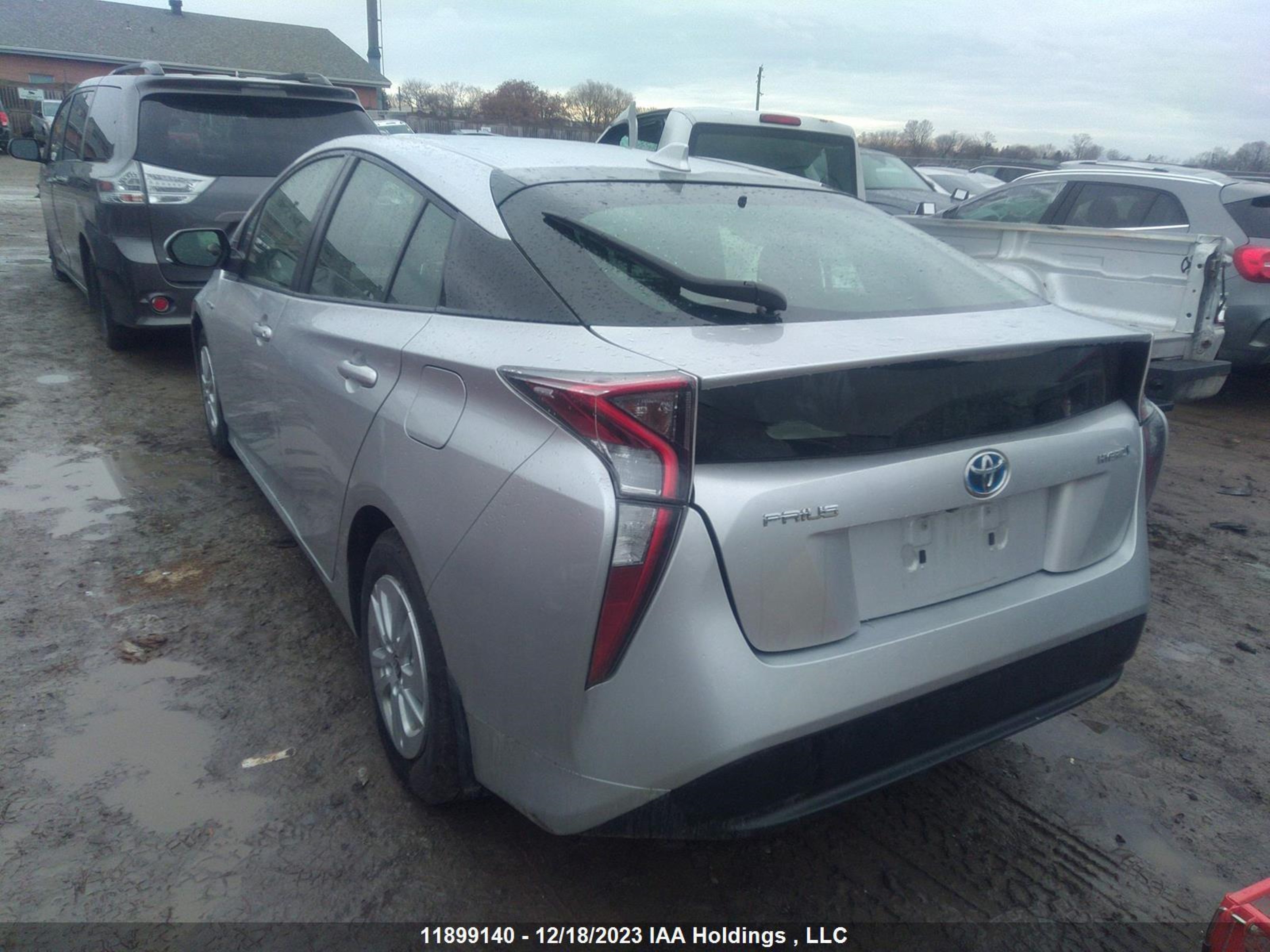 Photo 2 VIN: JTDKBRFU8H3554639 - TOYOTA PRIUS 