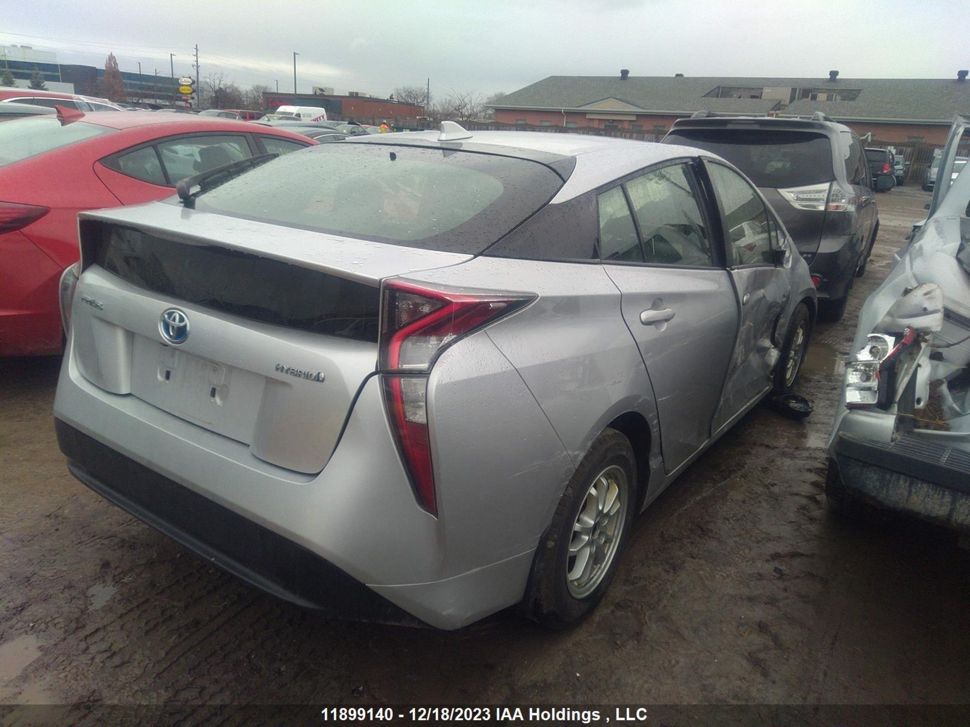 Photo 3 VIN: JTDKBRFU8H3554639 - TOYOTA PRIUS 