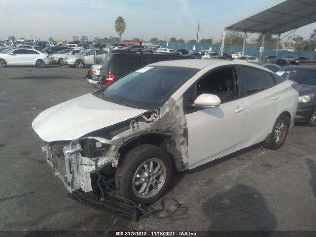 Photo 1 VIN: JTDKBRFU8J3588179 - TOYOTA PRIUS 