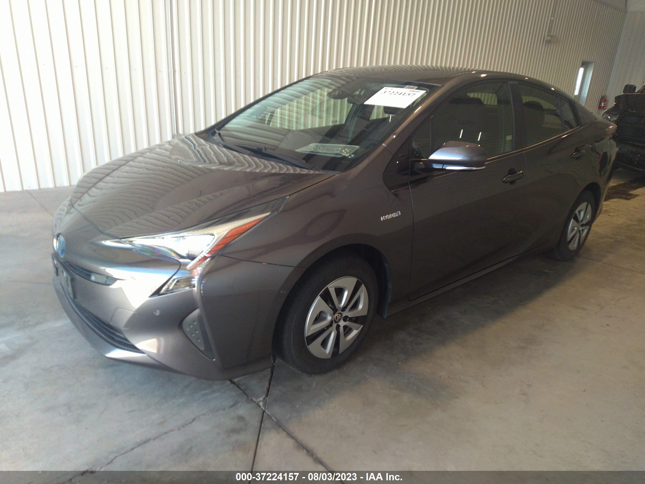 Photo 1 VIN: JTDKBRFU8J3590370 - TOYOTA PRIUS 