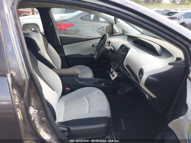 Photo 4 VIN: JTDKBRFU8J3595911 - TOYOTA PRIUS 