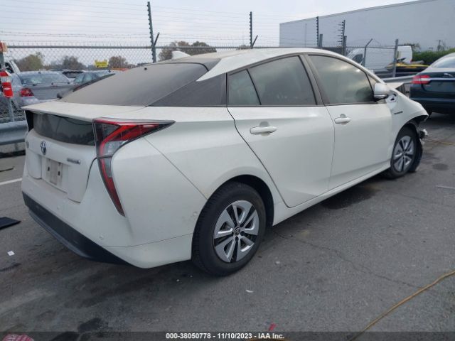 Photo 3 VIN: JTDKBRFU8J3602341 - TOYOTA PRIUS 