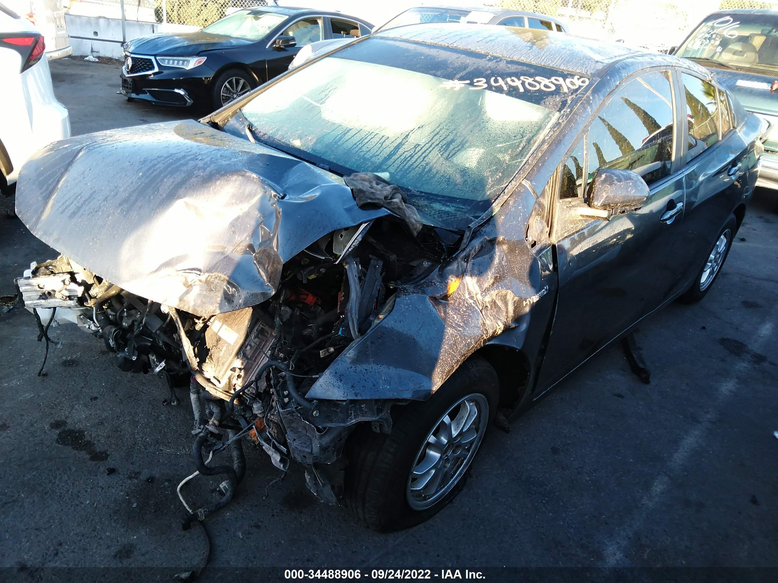 Photo 1 VIN: JTDKBRFU9G3015073 - TOYOTA PRIUS 