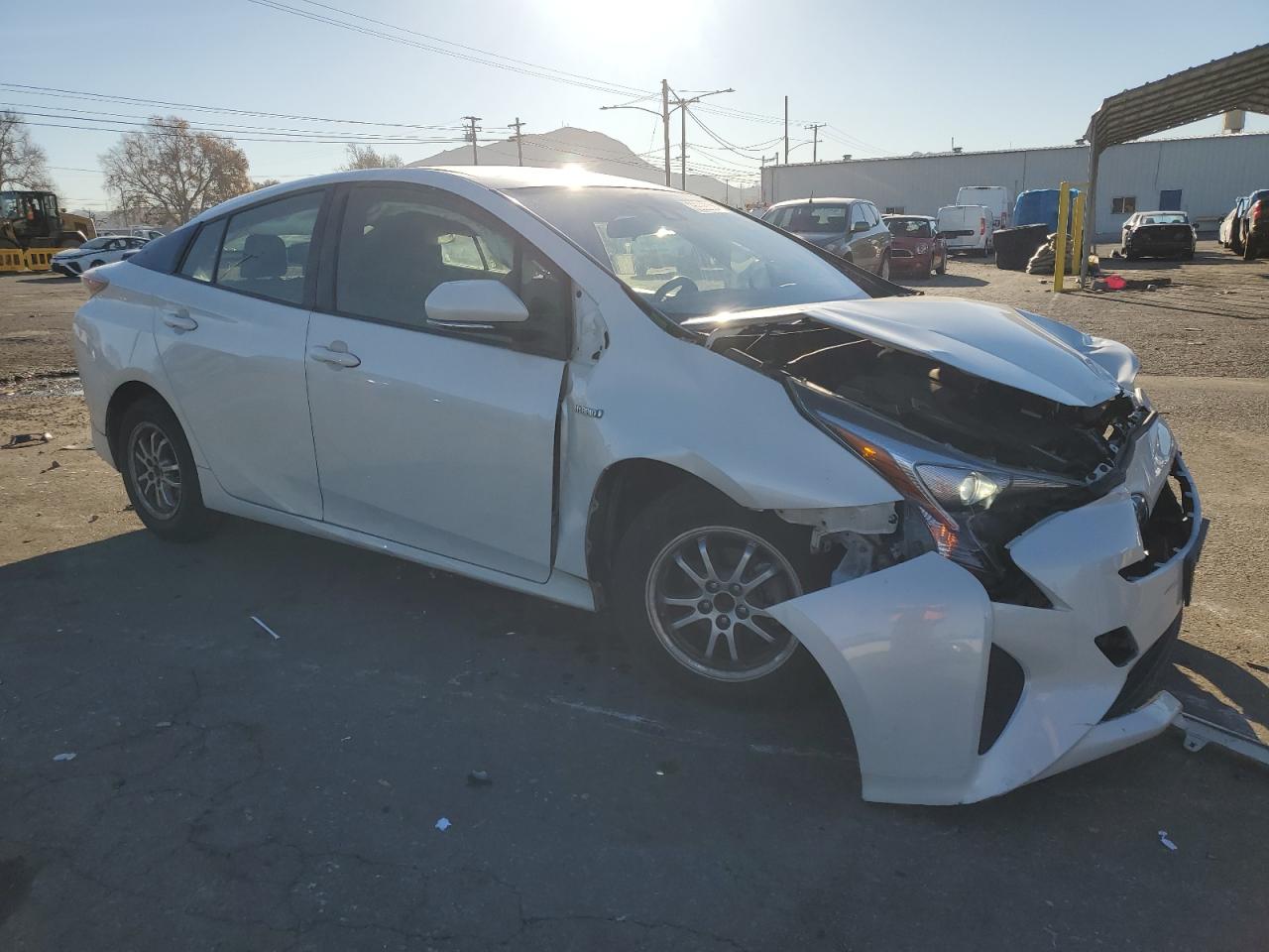 Photo 3 VIN: JTDKBRFU9H3029895 - TOYOTA PRIUS 