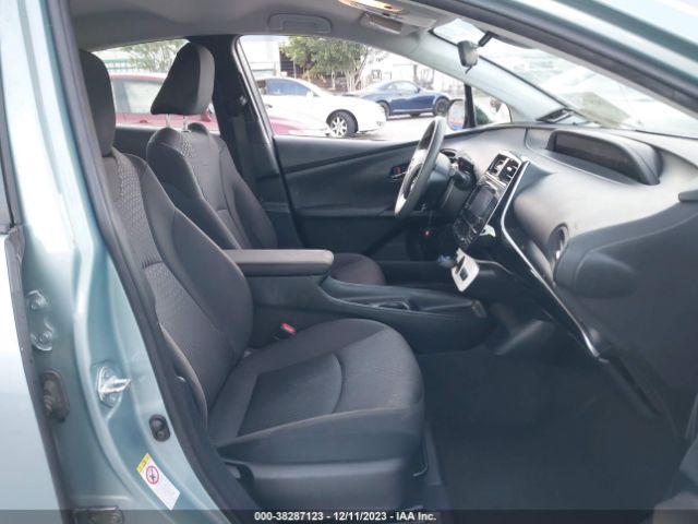 Photo 4 VIN: JTDKBRFU9H3033607 - TOYOTA PRIUS 