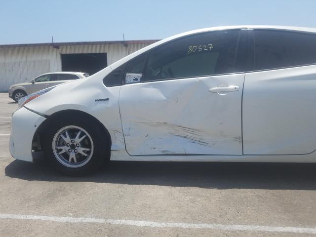 Photo 8 VIN: JTDKBRFU9H3046969 - TOYOTA PRIUS 