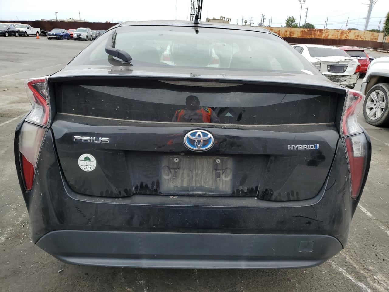 Photo 5 VIN: JTDKBRFU9H3545903 - TOYOTA PRIUS 