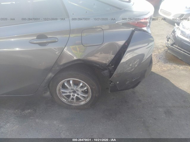 Photo 5 VIN: JTDKBRFU9J3072364 - TOYOTA PRIUS 