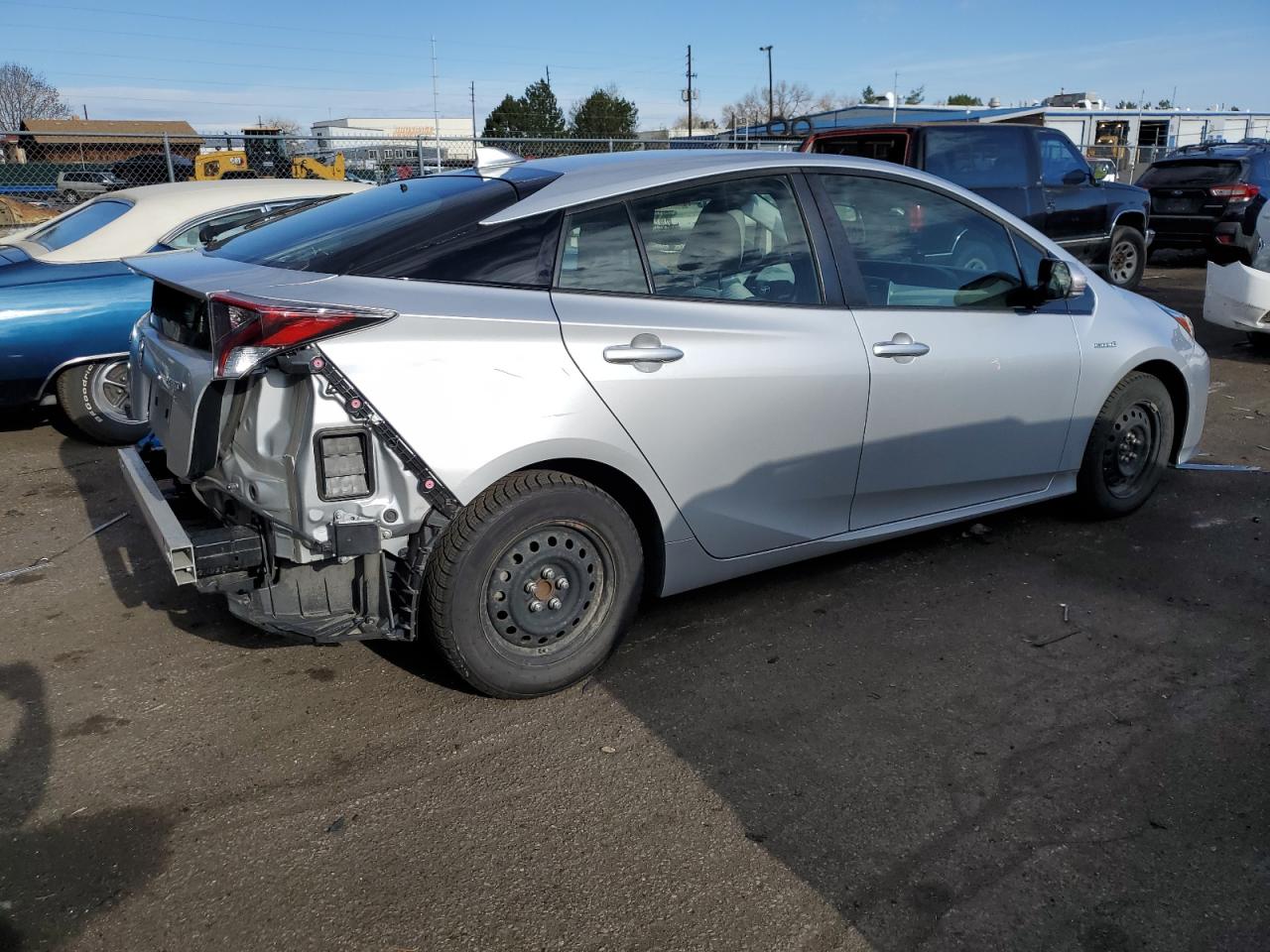 Photo 2 VIN: JTDKBRFU9J3600906 - TOYOTA PRIUS 