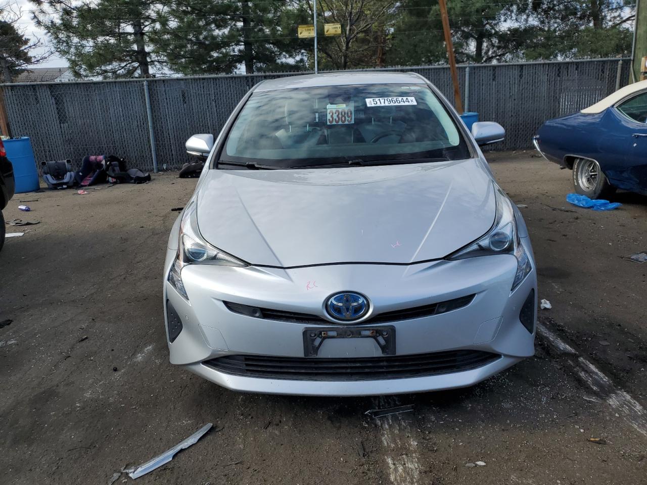 Photo 4 VIN: JTDKBRFU9J3600906 - TOYOTA PRIUS 