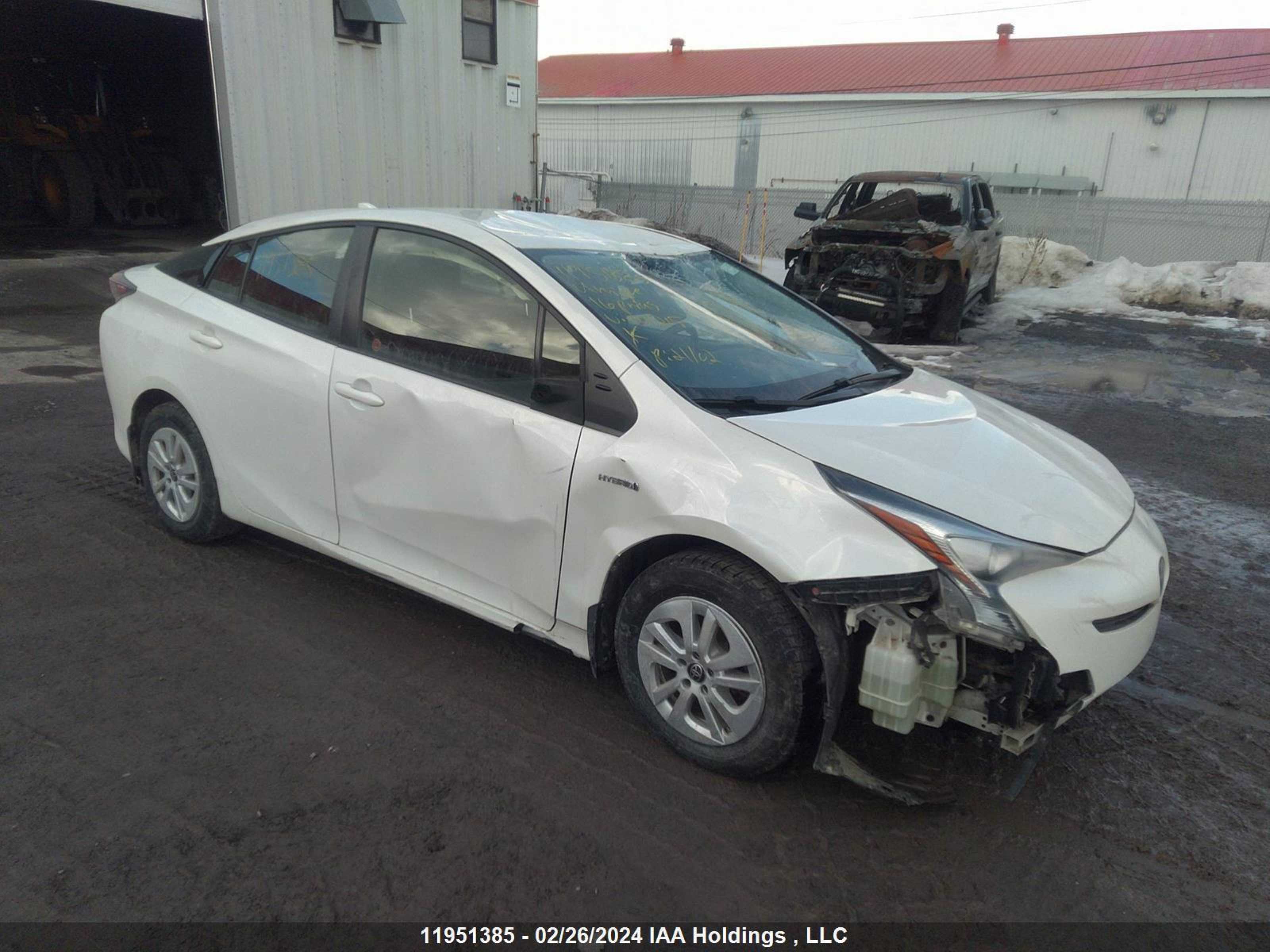 Photo 1 VIN: JTDKBRFUXG3001215 - TOYOTA PRIUS 