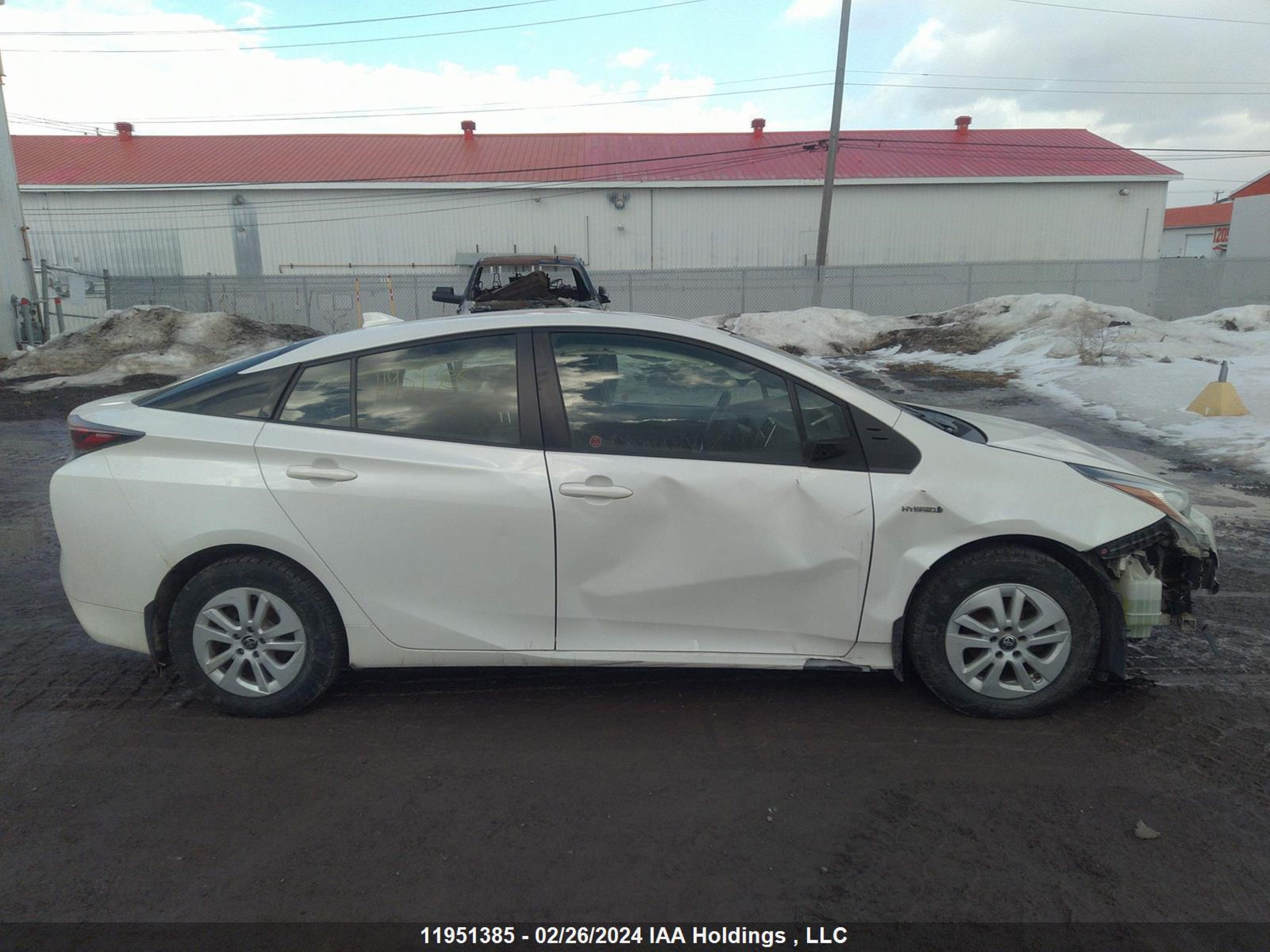 Photo 14 VIN: JTDKBRFUXG3001215 - TOYOTA PRIUS 