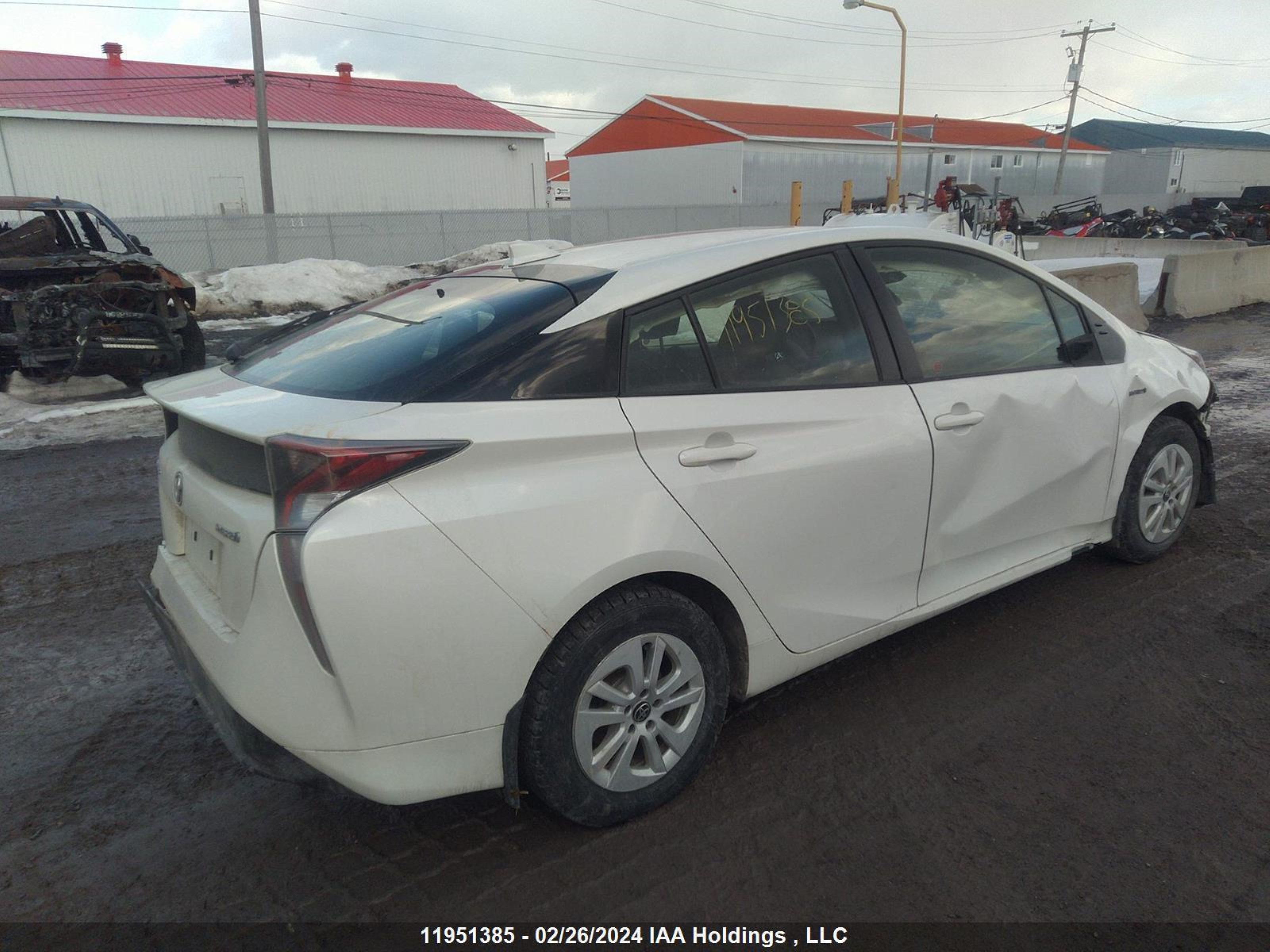 Photo 4 VIN: JTDKBRFUXG3001215 - TOYOTA PRIUS 